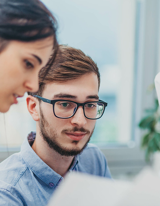 Junger Mann in der Ausbildung