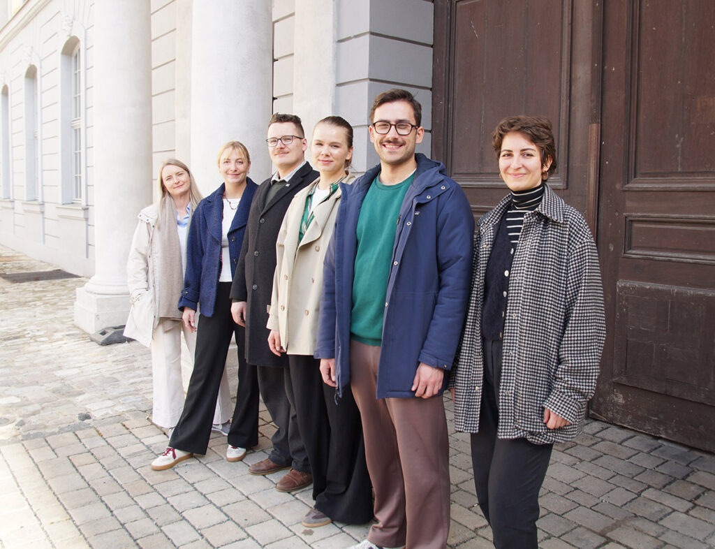 Baureferendarinnen und -referendare bei der Regierung von Mittelfranken (Foto: Thomas Müller)